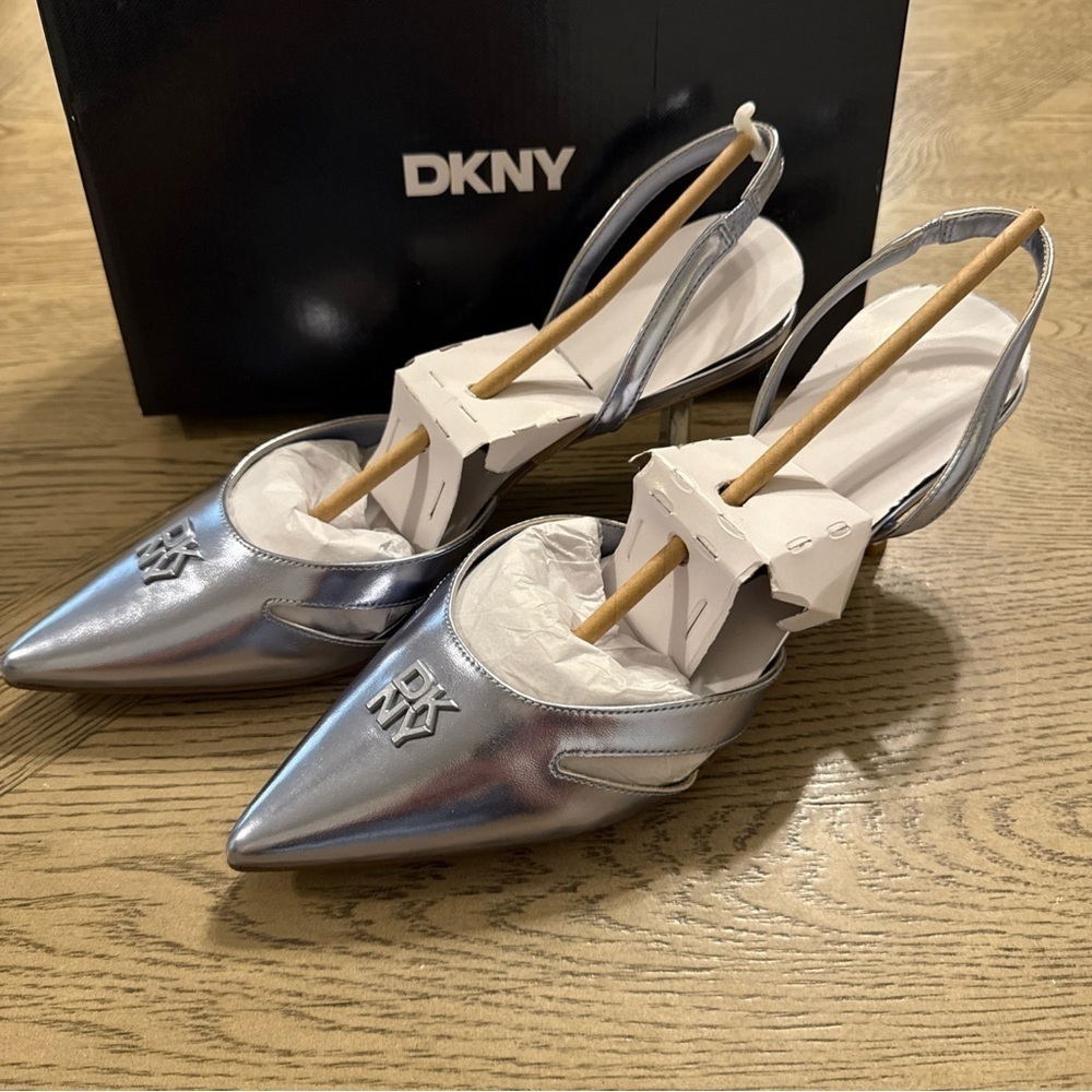 New DKNY Gloriana Slingback Pointed Toe Heel Size 11